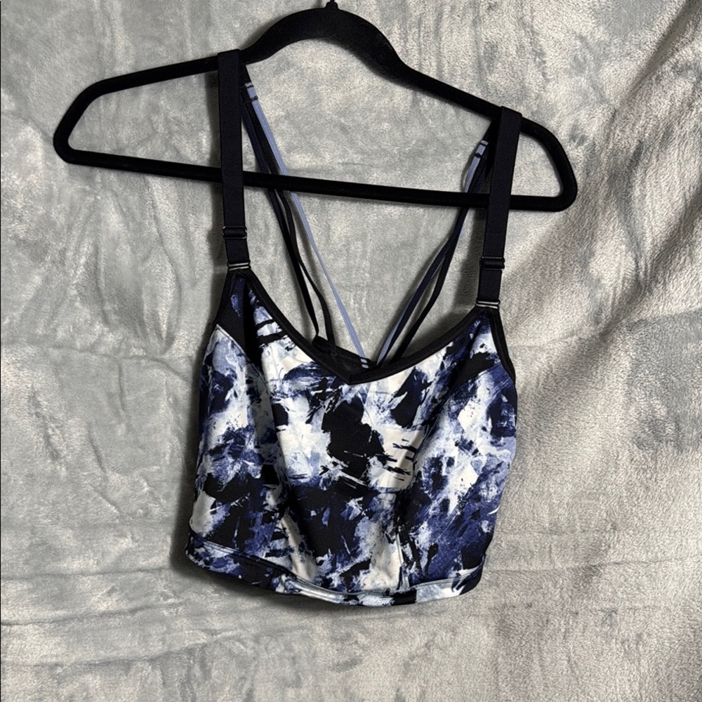 Livi bra plus size 22 / 24 low impact no wire bra‎ Abstract Blue and Black